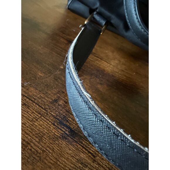 Marc Jacobs Black Nylon & Leather Satchel Purse With Gold Hardware - Picture 15 of 16